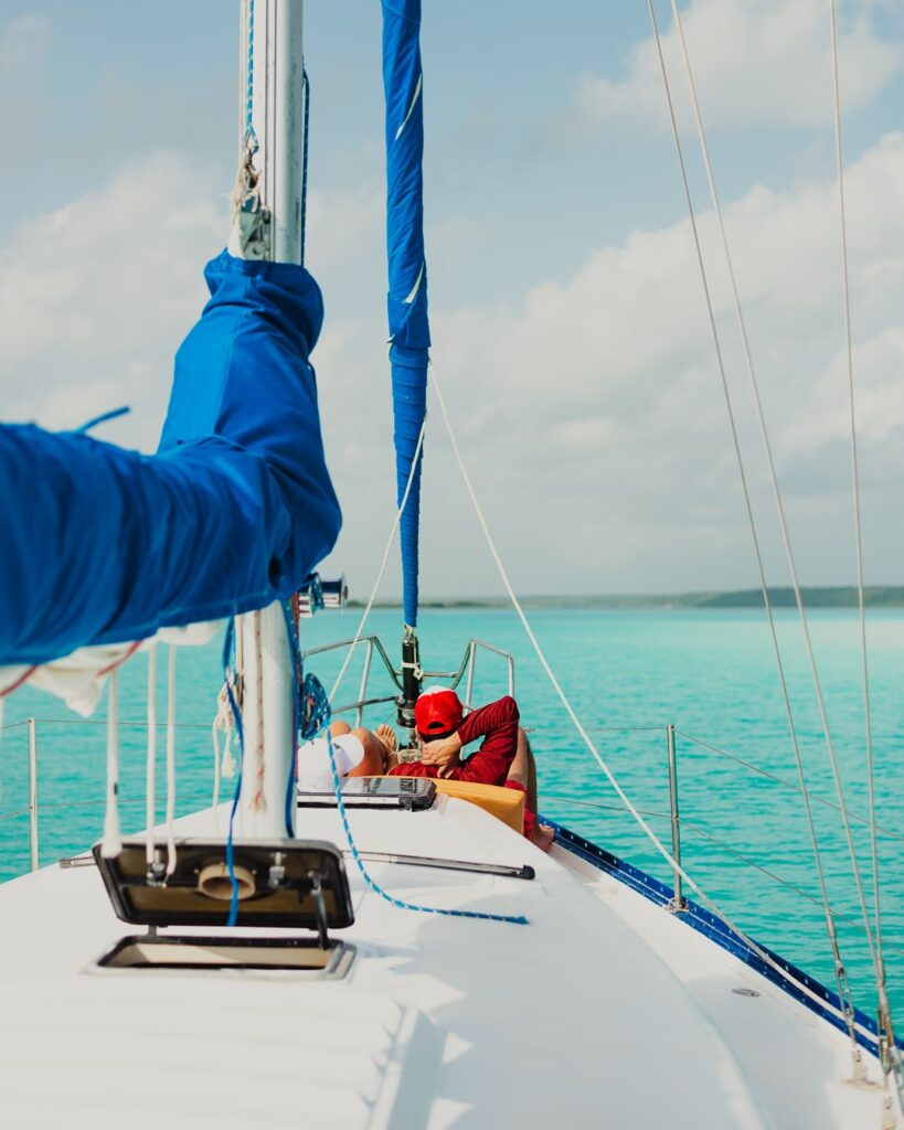 Tour en velero con barra libre